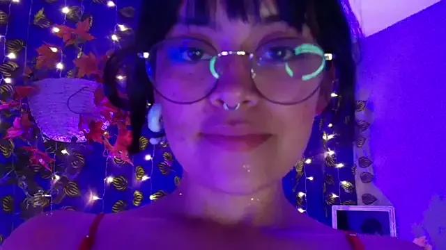 vanelope11 from StripChat is Freechat