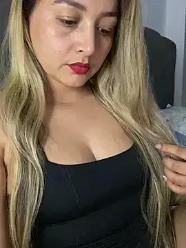 Find your cherished anal broadcaster match with our advanced interactive search and filtering options, allowing you to tailor-make your live event desires.