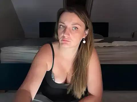 Velvetwitch87 from StripChat is Freechat