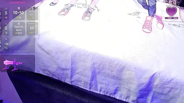 venus_girl2 from StripChat is Freechat