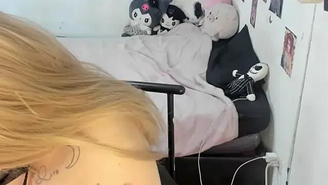 Venussz_gothicc from StripChat is Freechat