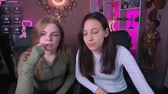 veronica_bubble from StripChat is Freechat