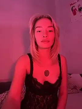 versediamond from StripChat is Freechat