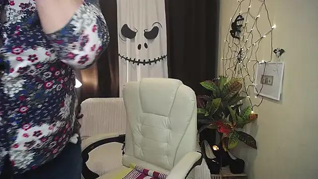 VestaWoody from StripChat is Freechat
