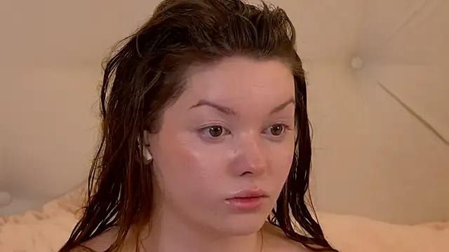 VickiBanx from StripChat is Freechat