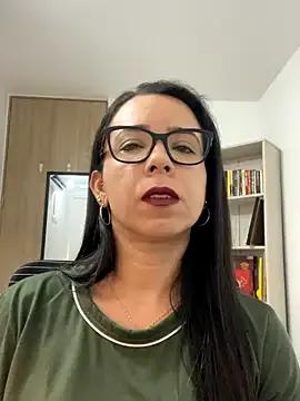 Vicky_ro from StripChat is Freechat