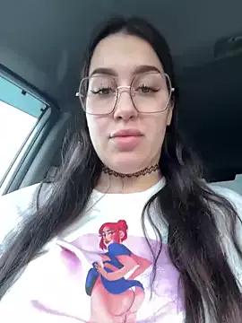 VikiDemini from StripChat is Freechat