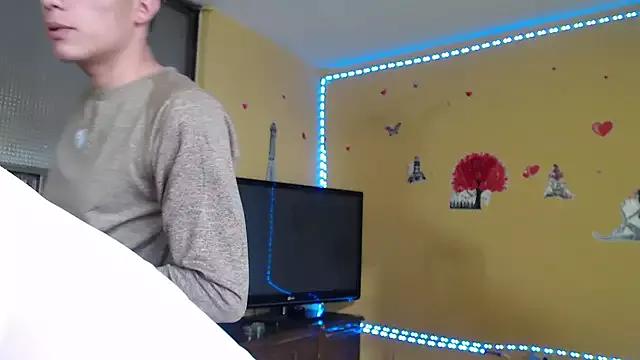 Violet_And_Smith from StripChat is Freechat