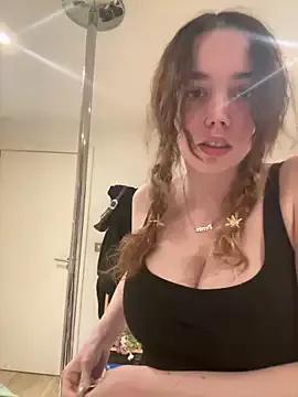violetcutie from StripChat is Freechat
