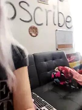 Find your cherished anal broadcaster match with our advanced interactive search and filtering options, allowing you to tailor-make your live event desires.