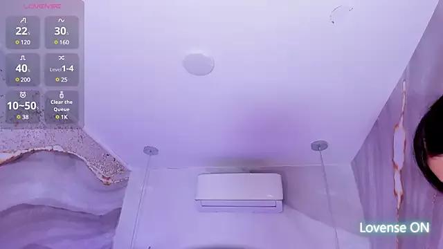 ViolettRooss from StripChat is Freechat
