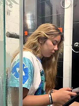 Find your cherished anal broadcaster match with our advanced interactive search and filtering options, allowing you to tailor-make your live event desires.