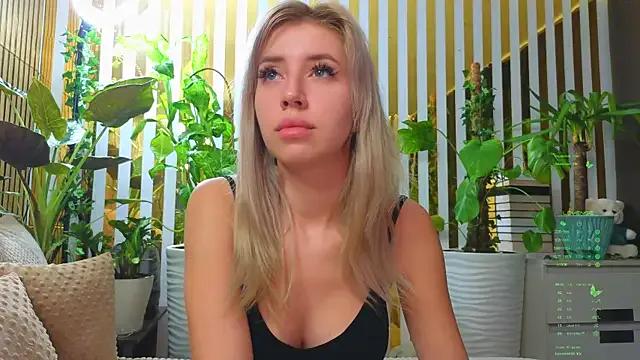 Violetttttta from StripChat is Freechat