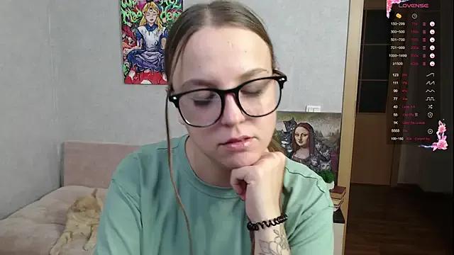 Violetwin from StripChat is Freechat
