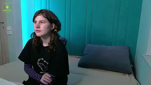 ViviaraNGendy from StripChat is Freechat