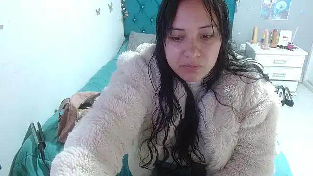 Find your cherished anal broadcaster match with our advanced interactive search and filtering options, allowing you to tailor-make your live event desires.