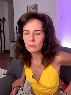 Witch_in_Silk from StripChat is Freechat