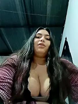 xandra252 from StripChat is Freechat