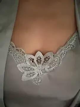 Xiiuuff18 from StripChat