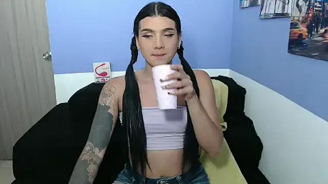 ximena22love from StripChat is Freechat