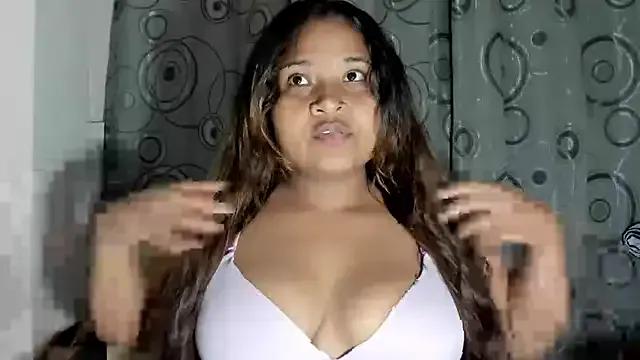 xiomirivera from StripChat is Freechat