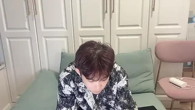 Find your cherished anal broadcaster match with our advanced interactive search and filtering options, allowing you to tailor-make your live event desires.