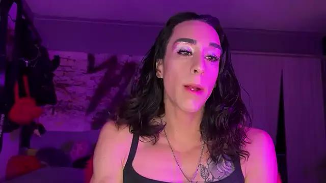 xoFrankie from StripChat is Freechat