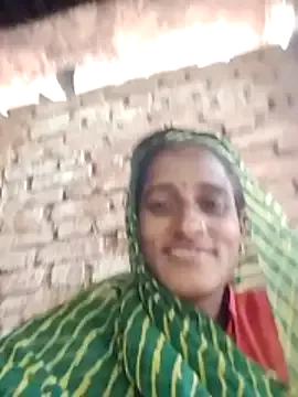 Xxx_suhana from StripChat