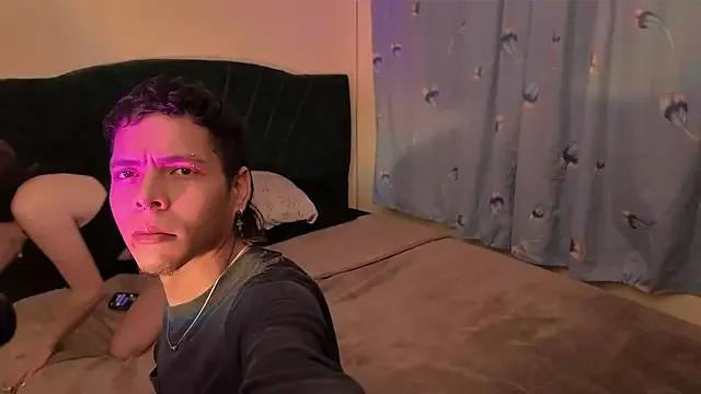 Find your cherished anal broadcaster match with our advanced interactive search and filtering options, allowing you to tailor-make your live event desires.