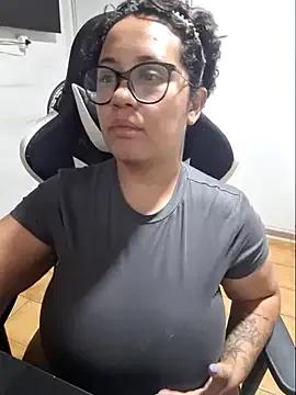 YasminMeyerHotBR from StripChat is Freechat