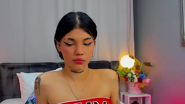 YasminWild from StripChat is Freechat