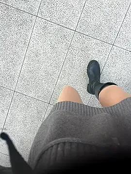 Yimisun01 from StripChat