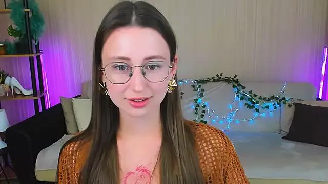 YourLovellyStory from StripChat is Freechat