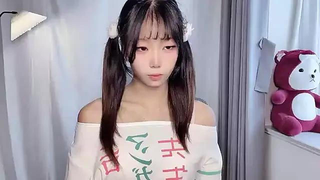 Z-long from StripChat is Freechat