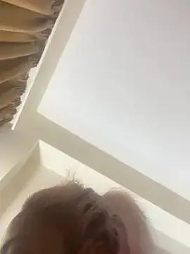 zara_bellexx from StripChat is Freechat