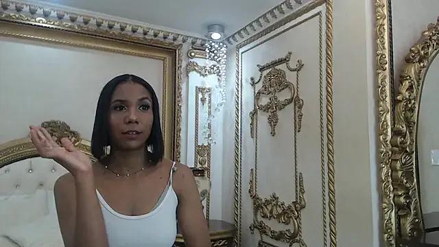 ZaraRoux from StripChat