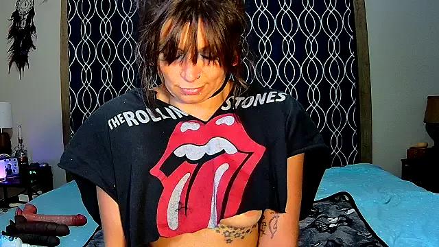 ZeelaXoXo from StripChat