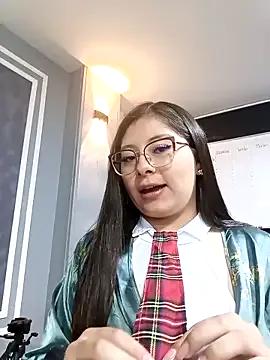 ZeleneJones from StripChat is Freechat